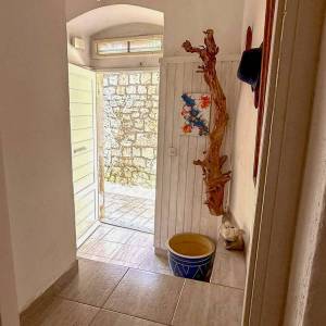 Tradicionalna dalmatinska kuća na atraktivnoj lokaciji