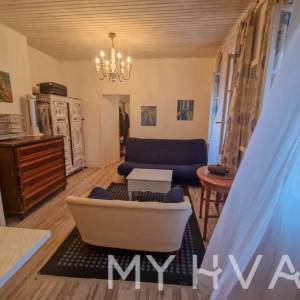 Tradicionalna dalmatinska kuća na atraktivnoj lokaciji