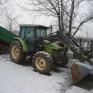TRAKTOR HURLIMAN H908T  Z UTOVARIVAČEM