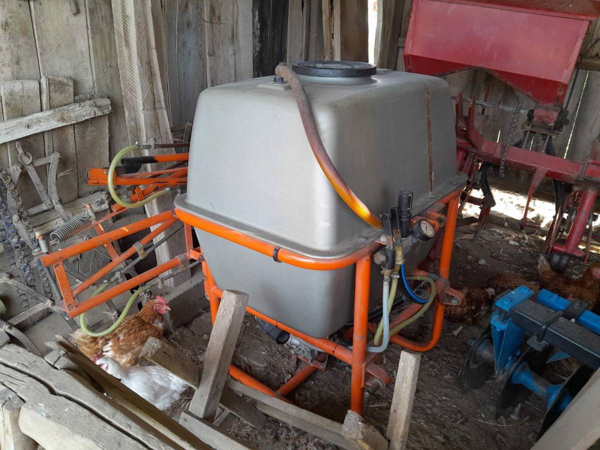 Traktorska prskalica 400 l