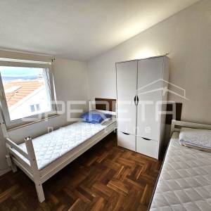 Ugodan trosobni stan nadomak plaže – Kaštel Štafilić, 71 m2