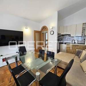 Ugodan trosobni stan nadomak plaže – Kaštel Štafilić, 71 m2