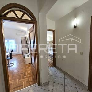 Ugodan trosobni stan nadomak plaže – Kaštel Štafilić, 71 m2