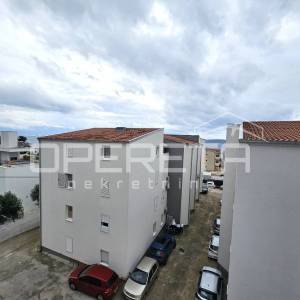 Ugodan trosobni stan nadomak plaže – Kaštel Štafilić, 71 m2