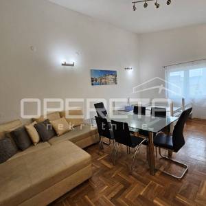 Ugodan trosobni stan nadomak plaže – Kaštel Štafilić, 71 m2