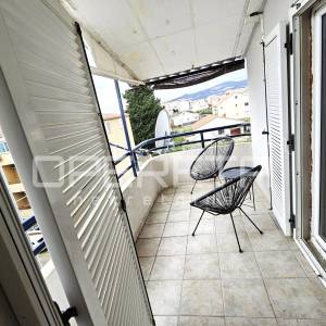 Ugodan trosobni stan nadomak plaže – Kaštel Štafilić, 71 m2