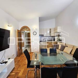 Ugodan trosobni stan nadomak plaže – Kaštel Štafilić, 71 m2