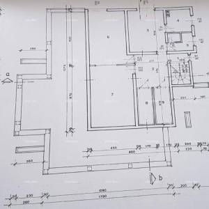 Umag. Lijepa kuća sa šest apartmana.