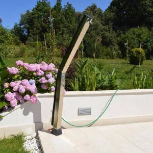 VILA U PJEŠČANOJ UVALI SAMO 100 M OD MORA !!