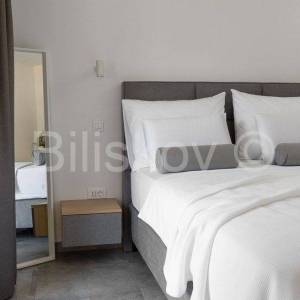 Vis, Komiža, manja stambena zgrada s 3 stana