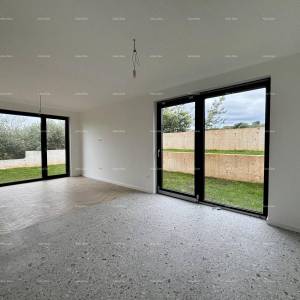 VOLME - Prodaja stanova u novoj stambenoj zgradi / AM2