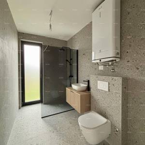 VOLME - Prodaja stanova u novoj stambenoj zgradi / AM2