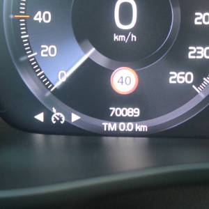 Volvo XC40 T5 Plug-in Hybrid AUTOMATIK *LED, NAVIGACIJA, KAMERA*