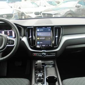 Volvo XC60 2.0D AWD AUTOMATIK *PANORAMA, LED, NAVIGACIJA*