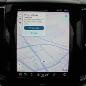 Volvo XC60 2.0D AWD AUTOMATIK *PANORAMA, LED, NAVIGACIJA*