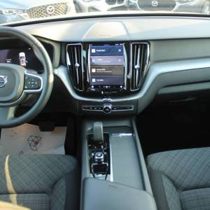 Volvo XC60 2.0D AWD AUTOMATIK *LED, NAVIGACIJA, KAMERA*