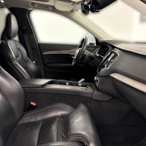 Volvo XC90 B5 (D) AWD AT8 INSCRIPTION - 3 godine jamstva