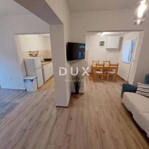 VRSI, ZUKVE - Prilika! Kuća s 4 apartmana 100 metara od mora!