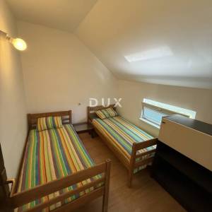 VRSI, ZUKVE - Prilika! Kuća s 4 apartmana 100 metara od mora!
