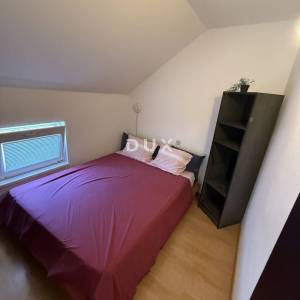 VRSI, ZUKVE - Prilika! Kuća s 4 apartmana 100 metara od mora!