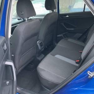 VW T-Roc R-LINE 2.0 TDI SCR Tvornička garancija 06.2026.