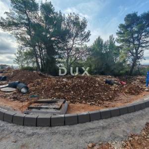 ZADAR, BELAFUŽA - Zemljište u poslovnoj zoni! Prilika za investiciju!