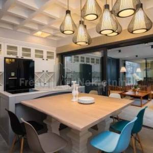 ZADAR - LUKSUZNA VILLA  453 m2 NA PARCELI  1209 m2