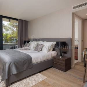 ZADAR - LUKSUZNA VILLA  453 m2 NA PARCELI  1209 m2