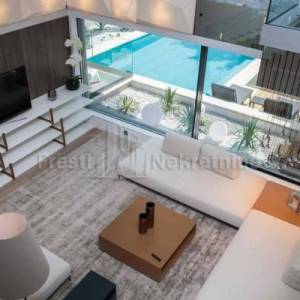 ZADAR - LUKSUZNA VILLA  453 m2 NA PARCELI  1209 m2