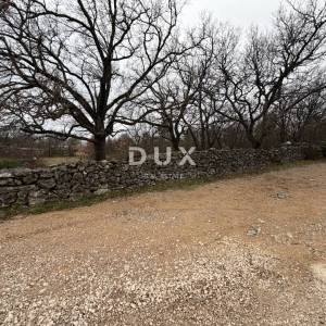 ZADAR, MASLENICA - Građevinsko zemljište 1260m² - na odličnoj lokaciji!