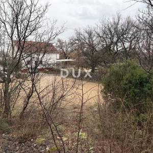 ZADAR, MASLENICA - Građevinsko zemljište 1260m² - na odličnoj lokaciji!