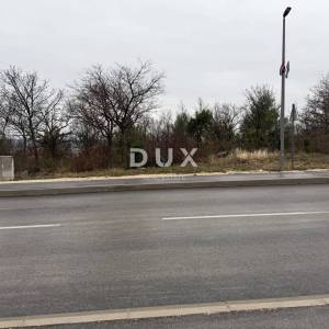 ZADAR, MASLENICA - Građevinsko zemljište 1260m² - na odličnoj lokaciji!