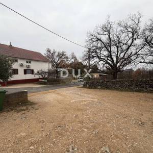 ZADAR, MASLENICA - Građevinsko zemljište 1260m² - na odličnoj lokaciji!