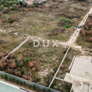 ZADAR, MURVICA - Atraktivno zemljište s projektom!