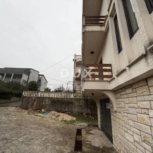 ZADAR,PLOVANIJA – Najam stambenog prostora 200 m²