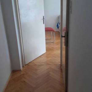 Zagreb-Donje svetice,2-sob. stan 50m2 s balkonom,blizina svih sadržaja