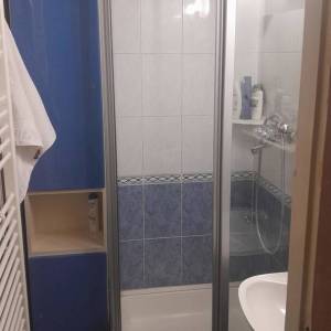 Zagreb-Donje svetice,2-sob. stan 50m2 s balkonom,blizina svih sadržaja