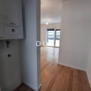 ZAGREB, DONJE VRAPČE - Stan sa savršenom kombinacijom novogradnje i praktičnosti