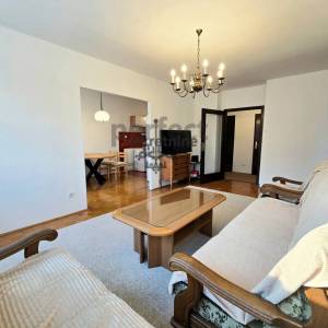 Zagreb, Jarun, Ulica Bartolići, prostrani 4-sobni stan, 89m2, II. kat