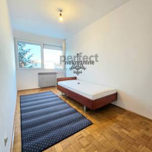 Zagreb, Jarun, Ulica Bartolići, prostrani 4-sobni stan, 89m2, II. kat