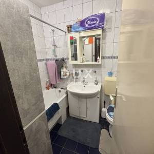 ZAGREB, SESVETE - Funkcionalan obiteljski stan 
