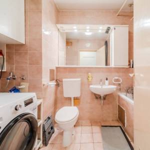 Zagreb-Trešnjevka, 2-sobni stan 59m2 sa spremištem, odlična lokacija