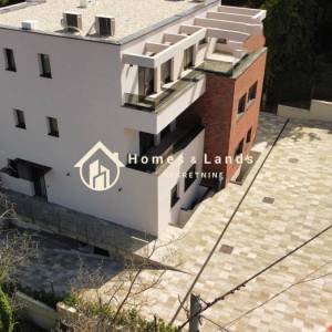 Zagreb,Remete,5-soban  dvoetažni stan 181m2 s velikm vrtom i bazenom