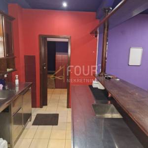 Zakup, Rijeka, Brajda, dvoetažni poslovni prostor, 566.45m2