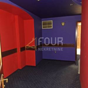 Zakup, Rijeka, Brajda, dvoetažni poslovni prostor, 566.45m2