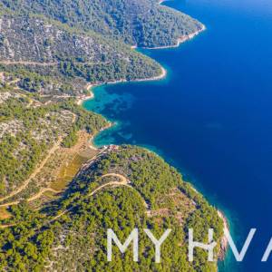 Zemljište sa privatnom uvalom