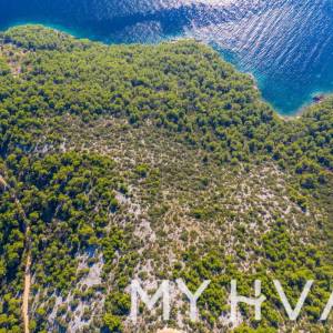 Zemljište sa privatnom uvalom