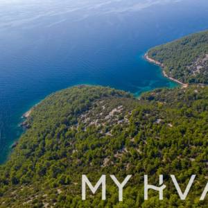 Zemljište sa privatnom uvalom