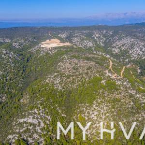 Zemljište sa privatnom uvalom