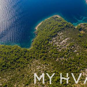 Zemljište sa privatnom uvalom